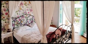 3 bedrooms, iron/ironing board, travel crib, free WiFi