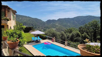 Secluded private villa with pool close to the mountains, just 25 mins from Nice