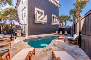A heated pool - 1000 Carolina Blvd - LSV - Pet Friendly - Private Pool - Roof Top Deck (Isle of Palms)