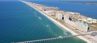 Gulf front 4 bed 3 bath townhome sleeps 13. Sweet Alice's!