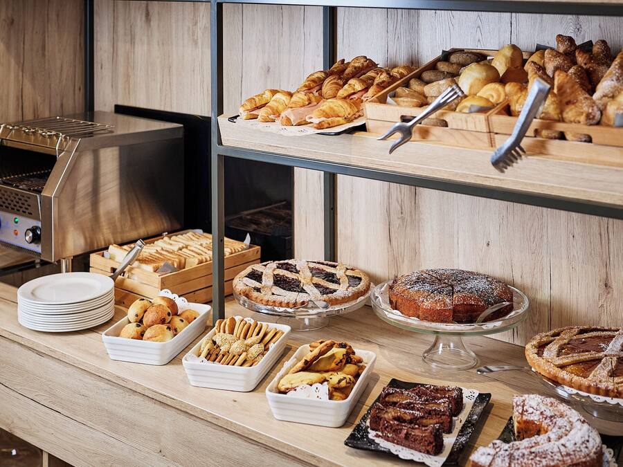 Petit déjeuner buffet