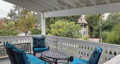 1890’s Corner Cottage