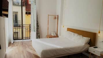 Deluxe Double Room, 1 Double Bed | Hypo-allergenic bedding, down comforters, desk, laptop workspace