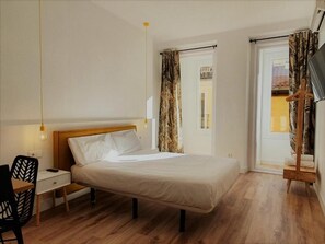 Deluxe Double Room, 1 Double Bed | Hypo-allergenic bedding, down comforters, desk, laptop workspace - Hostal Manuela by gaiarooms (Madrid)