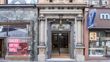 Façana frontal de l'allotjament