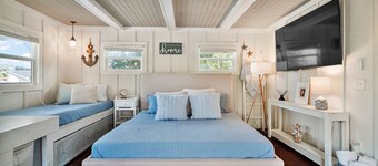 The Downtowner Cottage downtown Mt. Dora Location! Location! Location!