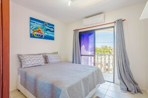 Apartment | 2 bedrooms, blackout drapes, iron/ironing board, bed sheets - GB39 Apt 2 Quartos Duplex a 50m da Praia (Camaçari)