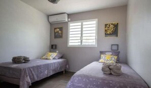 2 Schlafzimmer, Zimmersafe, Bügeleisen/Bügelbrett, Reisekinderbett