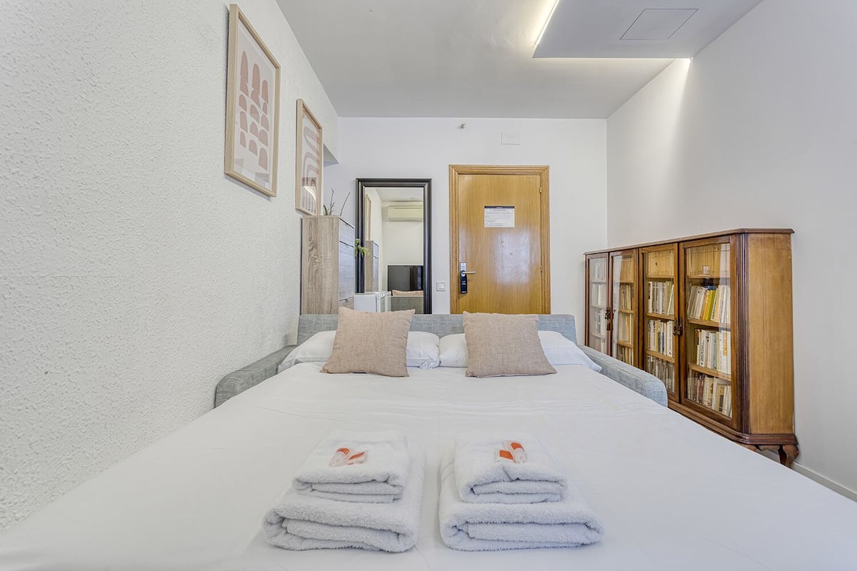 In-room safe, iron/ironing board, free WiFi, bed sheets
