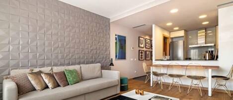 Deluxe Apartment | Living area