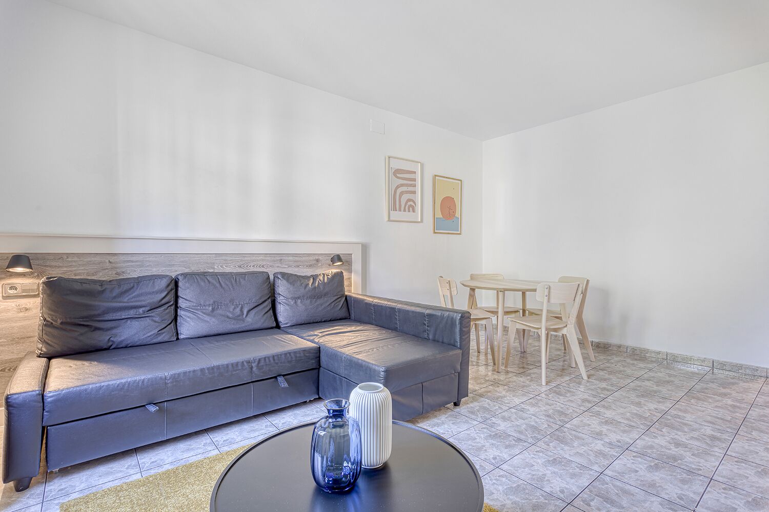 Appartement, uitzicht op stad | Een kluis op de kamer, een strijkplank/strijkijzer, gratis wifi