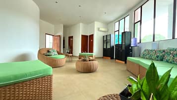 Televisión de pantalla plana