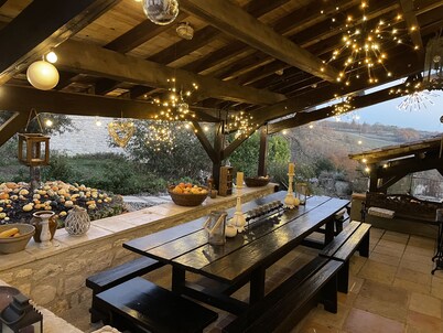 Charming 4* gîte with private pool&jacuzzi 11 bedrooms/10 bathrooms