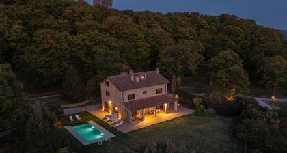 Casale del Castagneto 8, Emma Villas