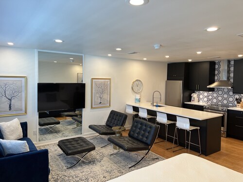 Stylish Seagrove Studio on 30a- 2-Minute Walk to the Beach!