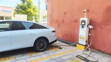 Bãi đậu xe tự phục vụ miễn phí