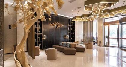 Jun Yi Kai Yue Hotel