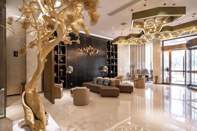 Jun Yi Kai Yue Hotel