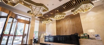 Jun Yi Kai Yue Hotel