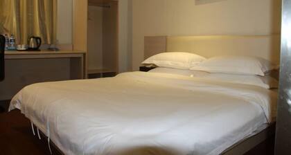 Jielv Hotel