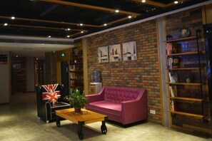 Unclassified image, 2 of 92, button