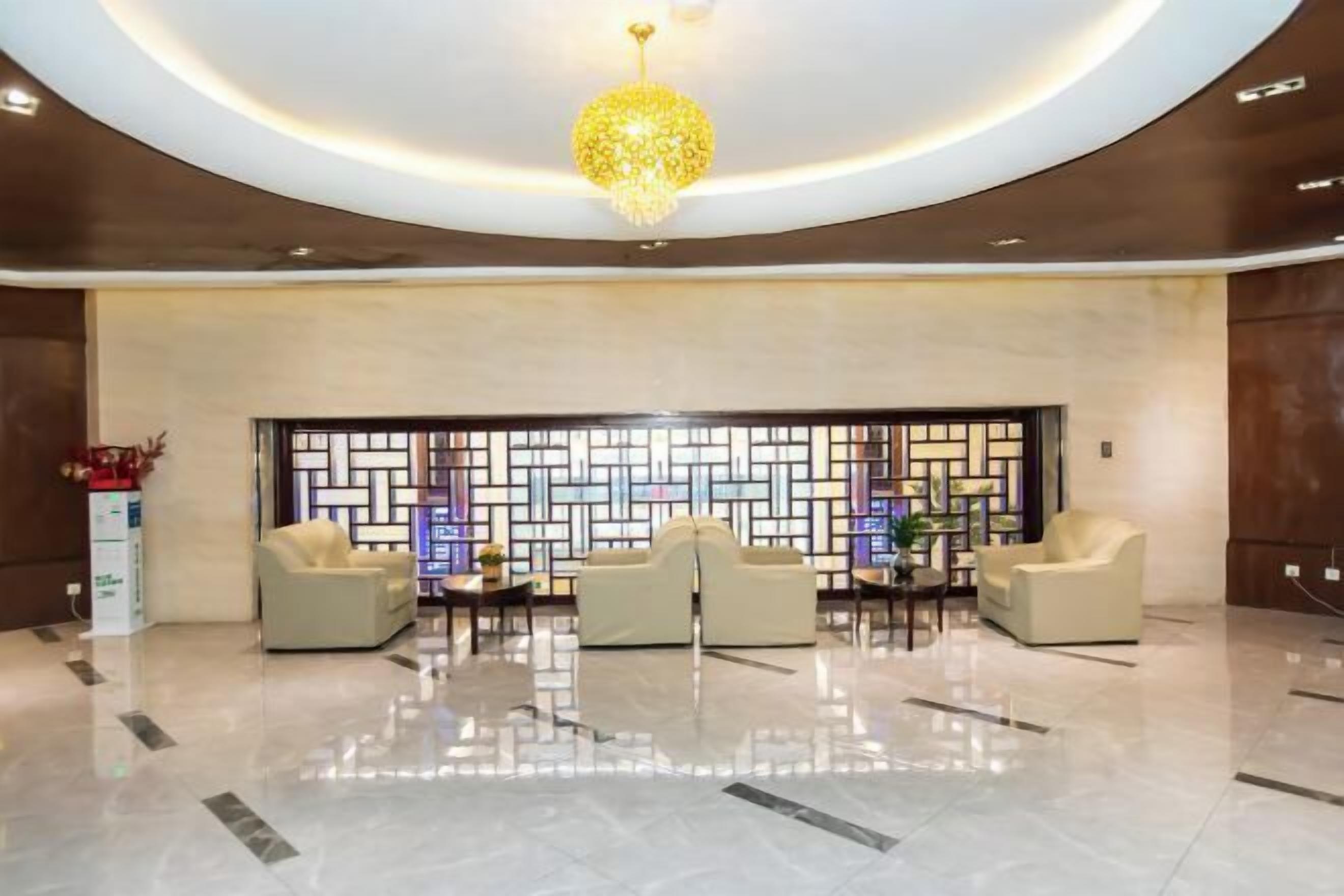 المنشأة من الداخل