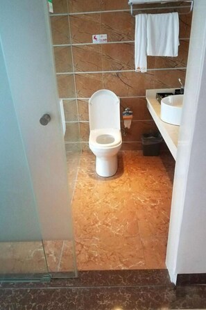 Bathroom - High Speed Rail Hotel (Beihai)