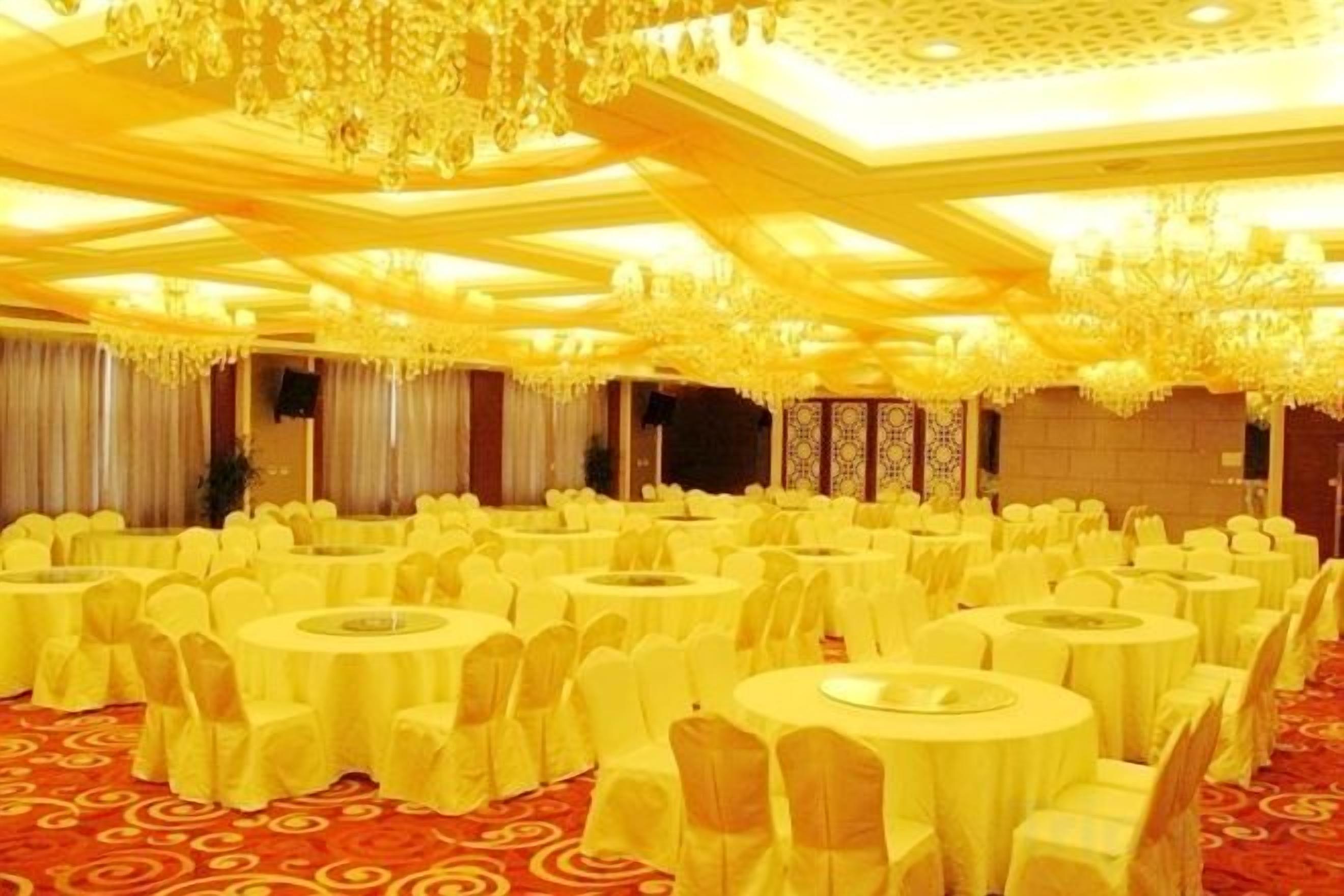 Banquet hall