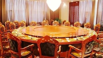 قاعة الولائم والاحتفالات