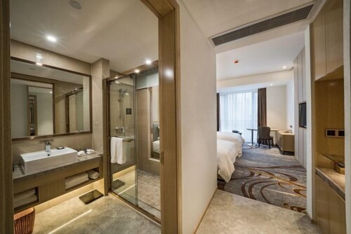 West City International Hotel