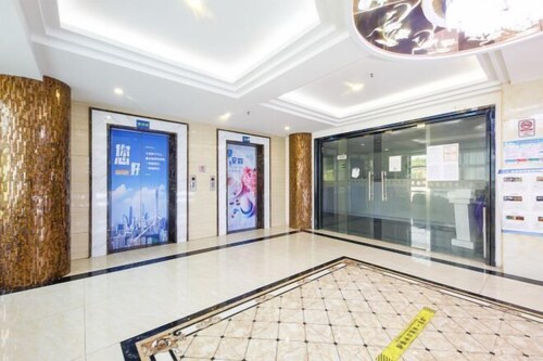 Shiman Art Hotel (Guangzhou Chebei Subway Station)