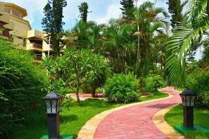 Garden - Nanhai Hotel (Zhanjiang)