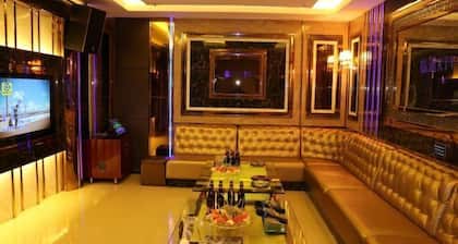 L. Road Grand Hotel