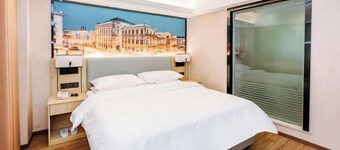 Vienna International Hotel (He Yuan Store, Outlets Plaza, Yangzhou)