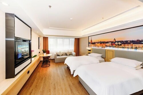 Vienna International Hotel (He Yuan Store, Outlets Plaza, Yangzhou)