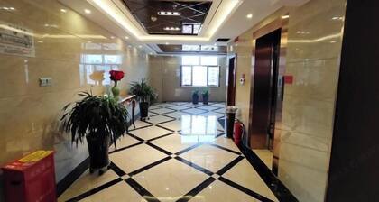 Yixin Hotel