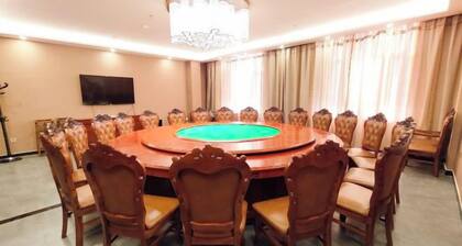 Yixin Hotel