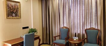 Yixin Hotel