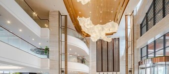 NATURAL TIANCHEN·LOTUS GRAND HOTEL