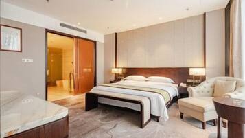 Cribs/infant beds