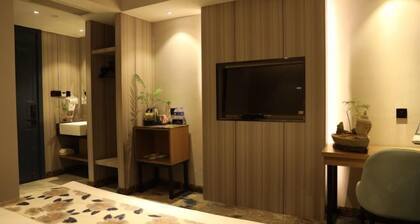 Yoron Hotel