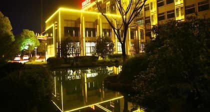 Yoron Hotel