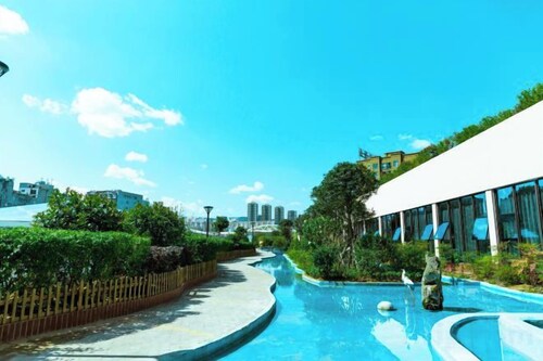 Yibo Garden Hotel
