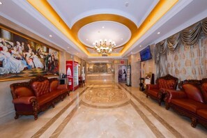 المنشأة من الداخل