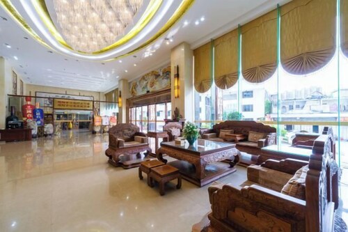 Vienna International Hotel (Jieyang Building)