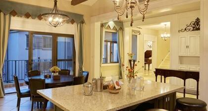U-house Villa Hotel
