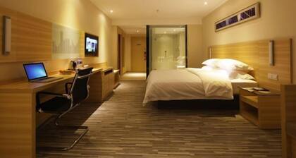 City Comfort Inn (Sports Square)