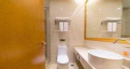 Vienna Hotel Heyuan Shili Dong An
