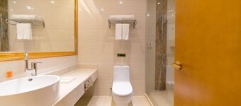 Vienna Hotel Heyuan Shili Dong An