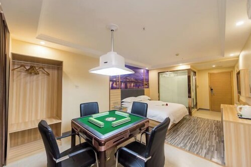 City Youpin Hotel (Wuhan Zuoling New City)